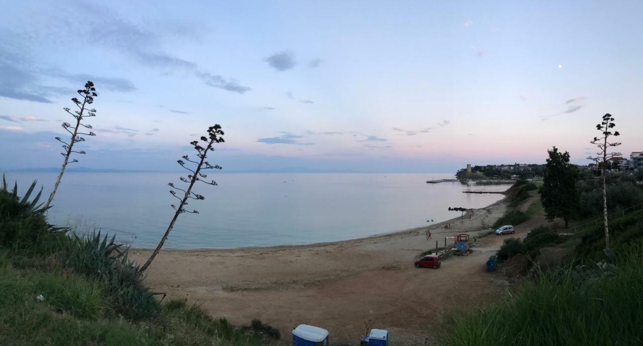 Fokais Beach Apartment Неа-Фокеа Екстер'єр фото